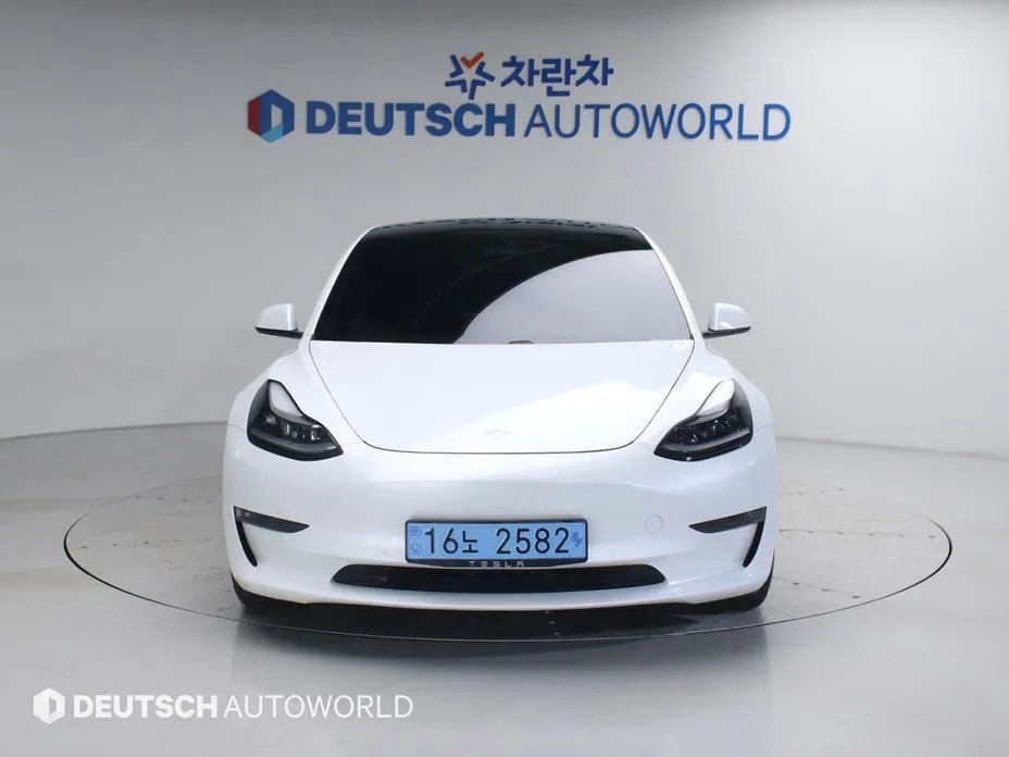 Tesla Model 3 2021 из KR, фото 9