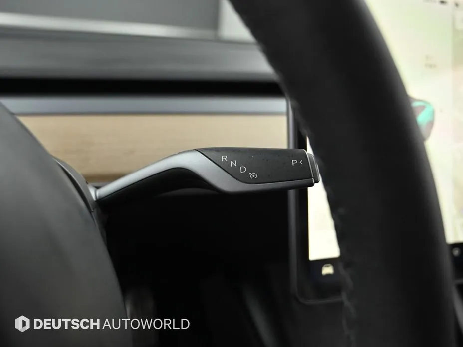 Tesla Model 3 2021 из KR, фото 10