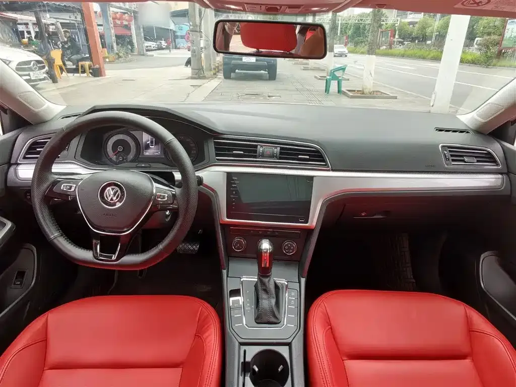 Volkswagen Lamando 2021 из CN, фото 6