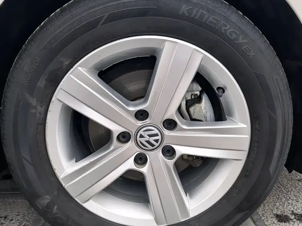 Volkswagen Lamando 2021 из CN, фото 9