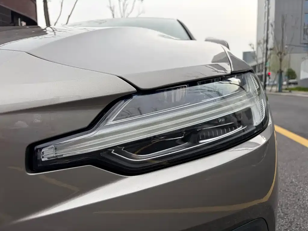 Volvo S60 2021 из CN, фото 2