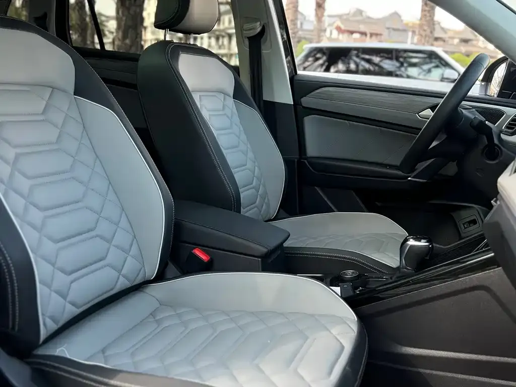 Volkswagen Tayron 2023 из CN, фото 9