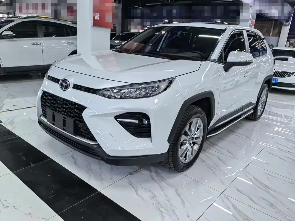 Toyota Wildlander — фото 1