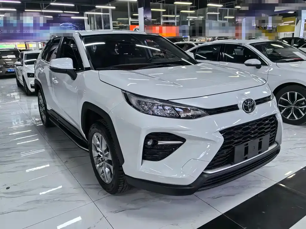 Toyota Wildlander — фото 3