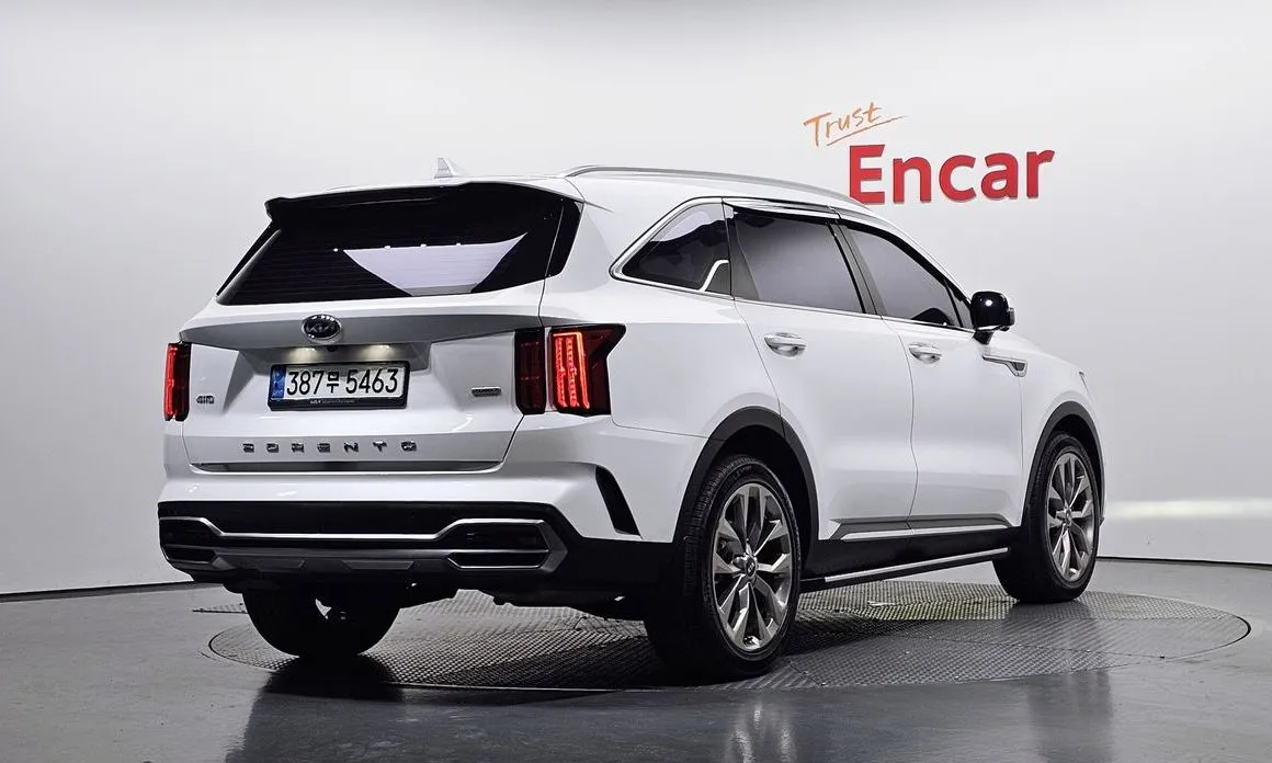 Kia Sorento — фото 10
