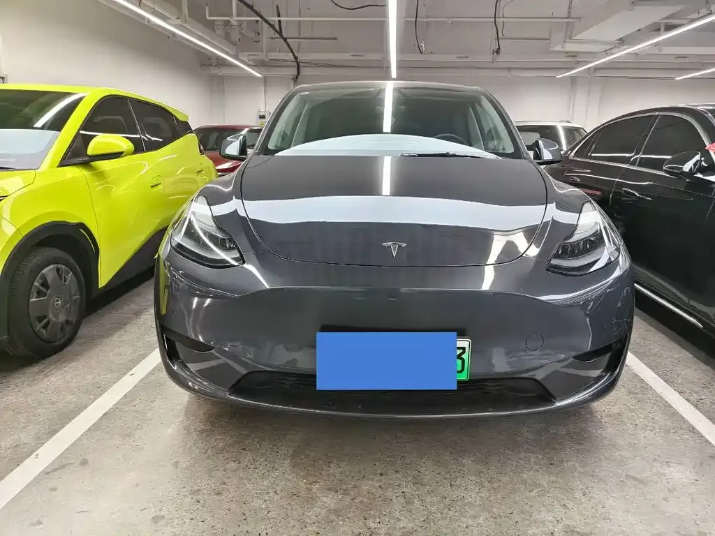 Tesla Model Y — фото 7
