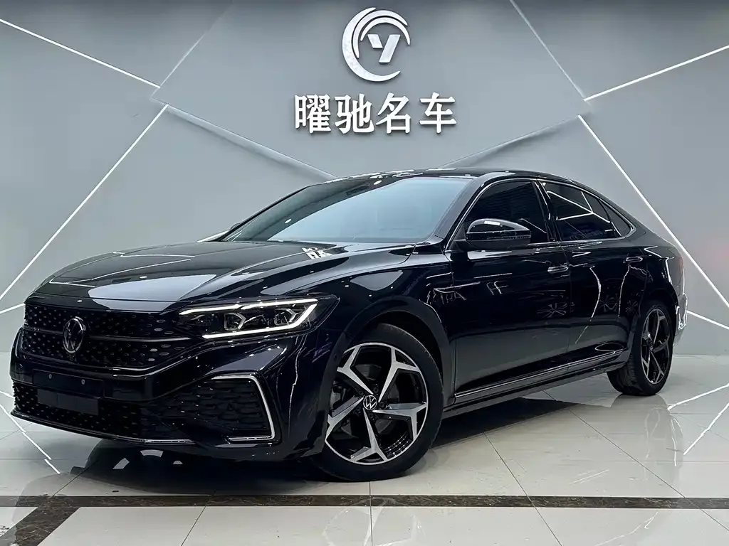 Volkswagen Passat 2024 из CN, фото 1