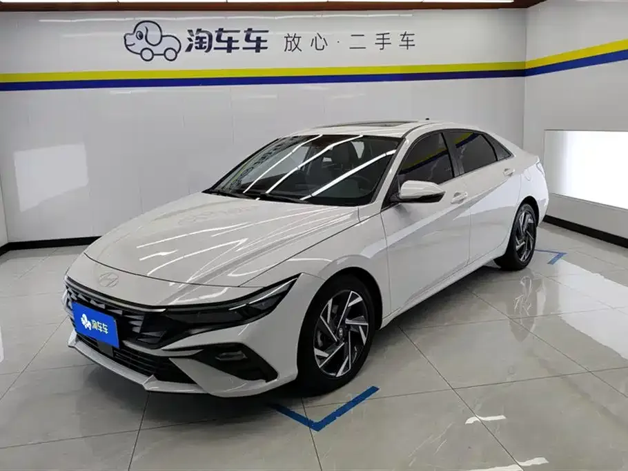 Hyundai Elantra 2024 из CN, фото 1