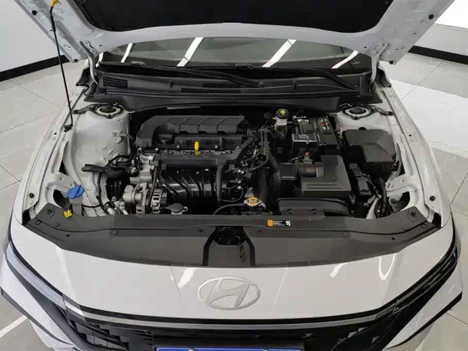 Hyundai Elantra 2024 из CN, фото 10