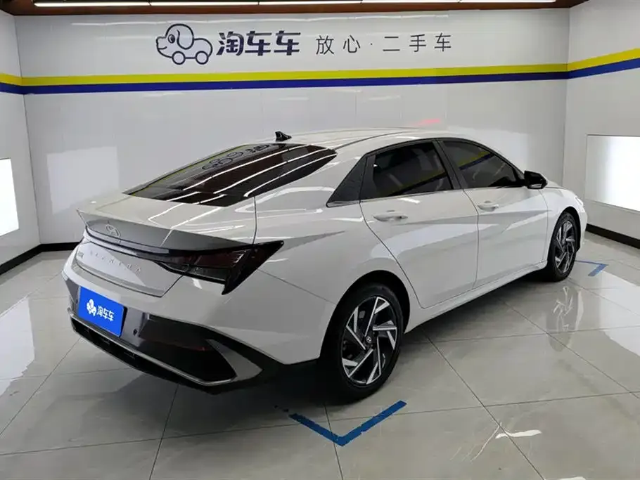 Hyundai Elantra 2024 из CN, фото 3