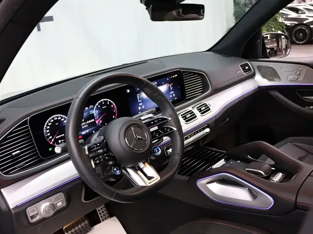 Mercedes-Benz GLE AMG — фото 7