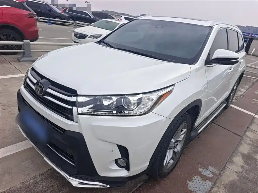 Toyota Highlander — фото 5