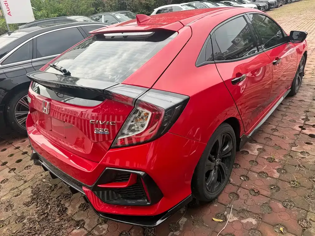 Honda Civic — фото 7