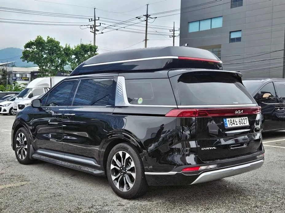 Kia Carnival — фото 10