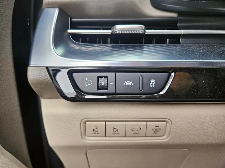 Kia Carnival — фото 4