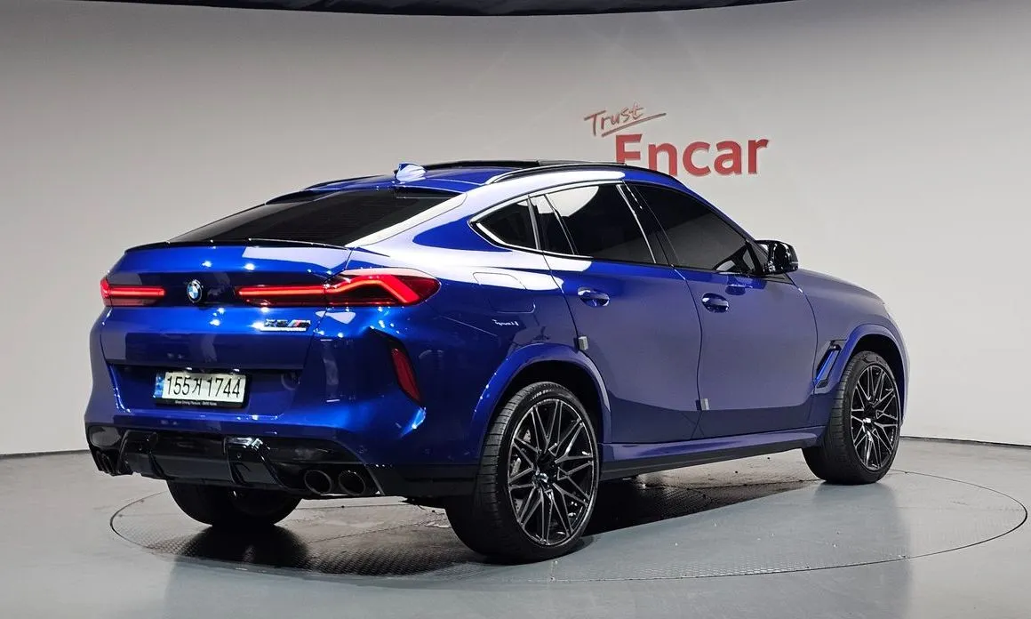 BMW X6M 2022 из KR, фото 2
