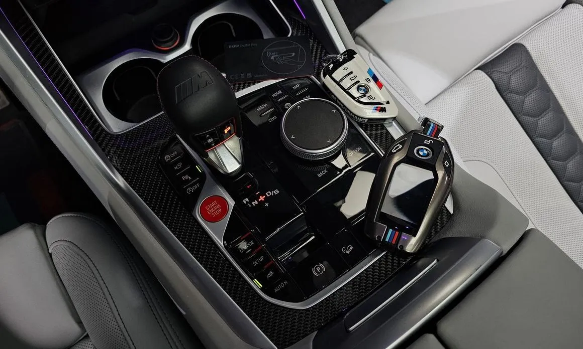 BMW X6M 2022 из KR, фото 8