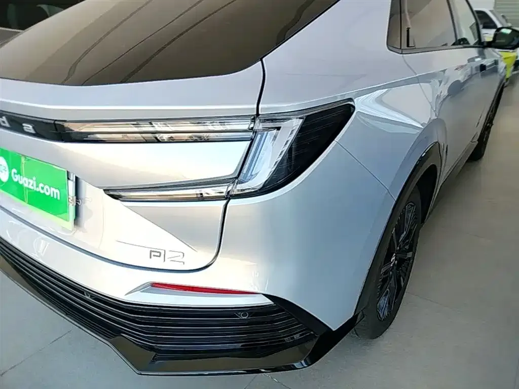 Honda e:NP2 2024 из CN, фото 9