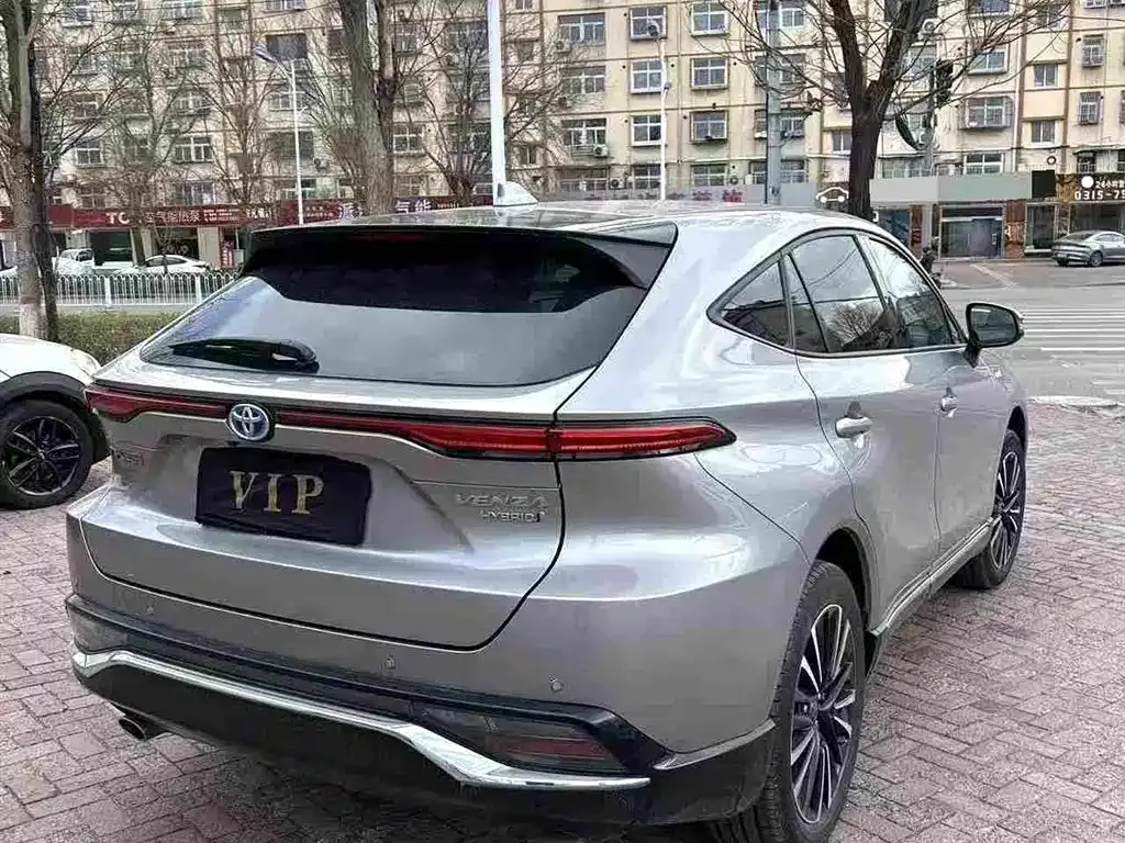 Toyota Venza — фото 8