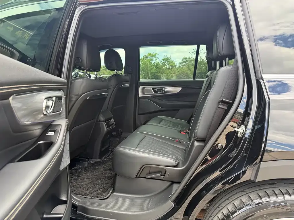 GAC Motor Trumpchi GS8 — фото 4