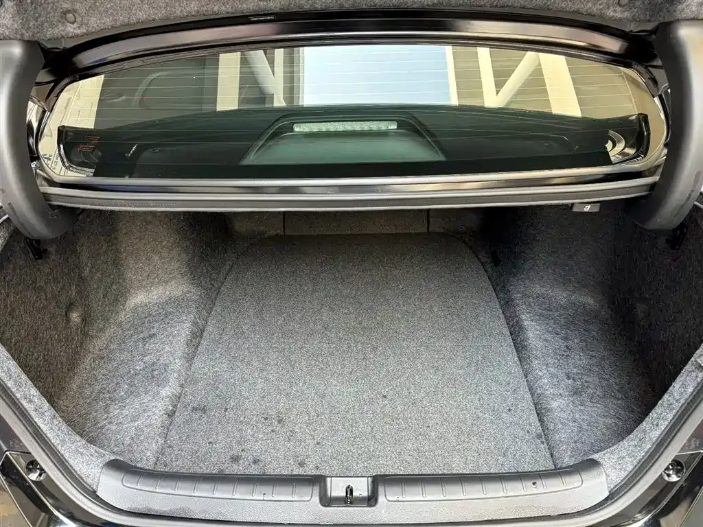 Honda Accord — фото 8