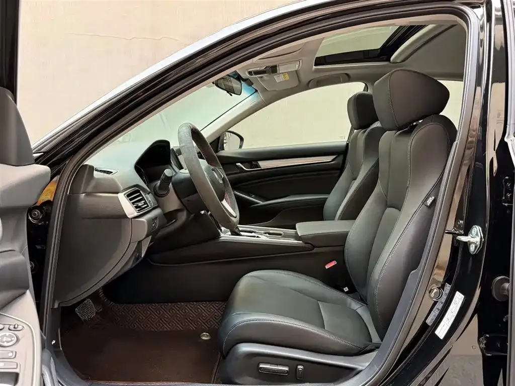 Honda Accord — фото 3