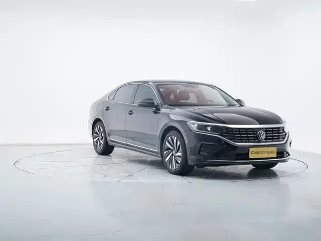 Volkswagen Passat — фото 3
