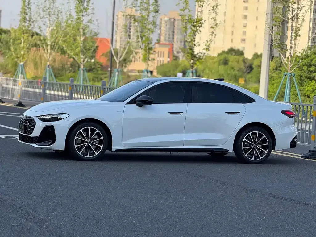 Audi A5L 2025 из CN, фото 10