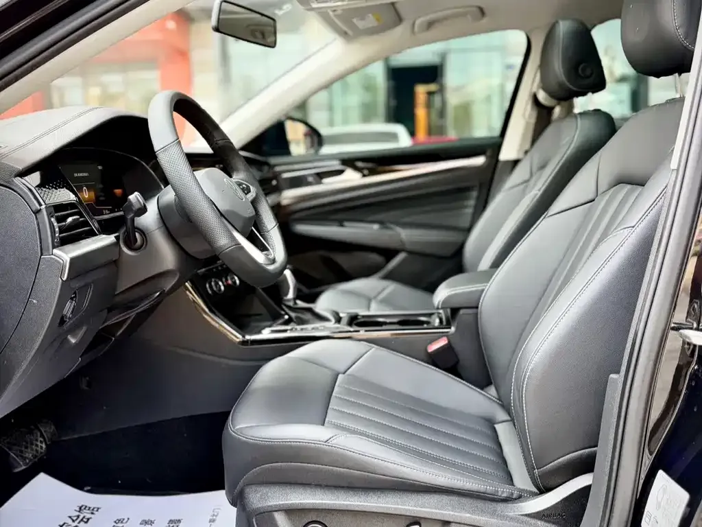 Volkswagen Passat — фото 3