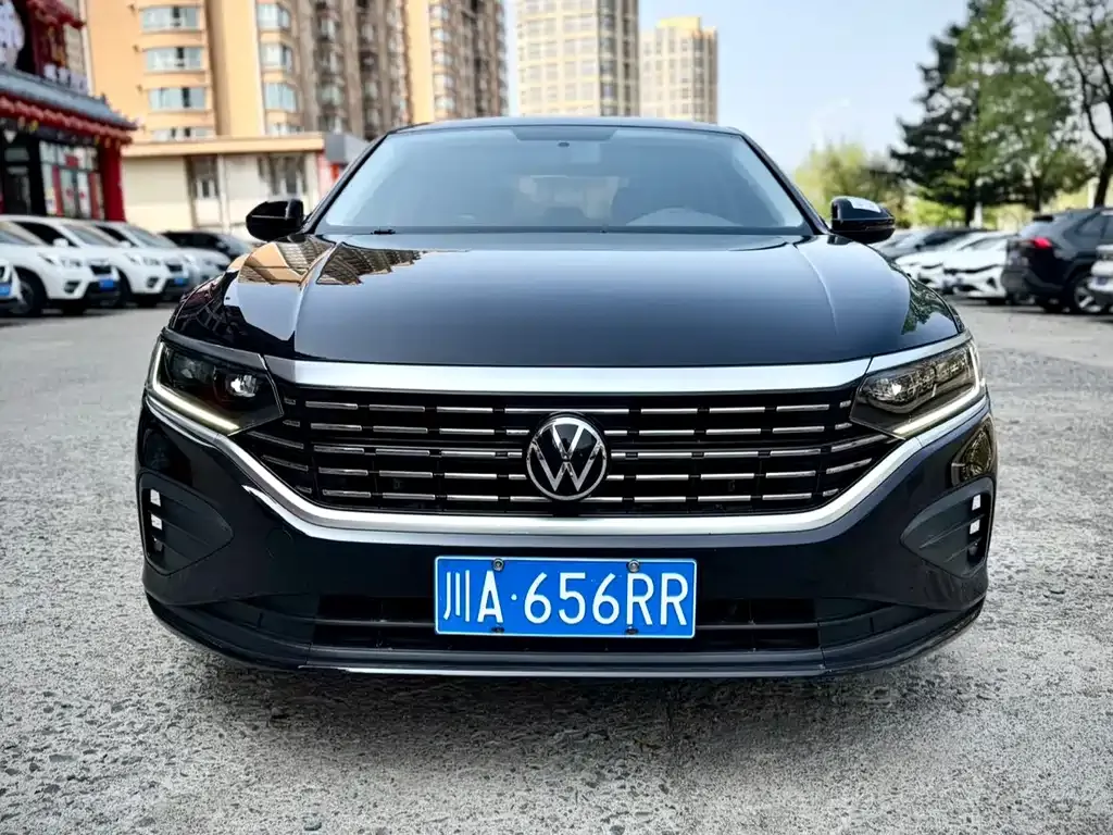 Volkswagen Passat — фото 6