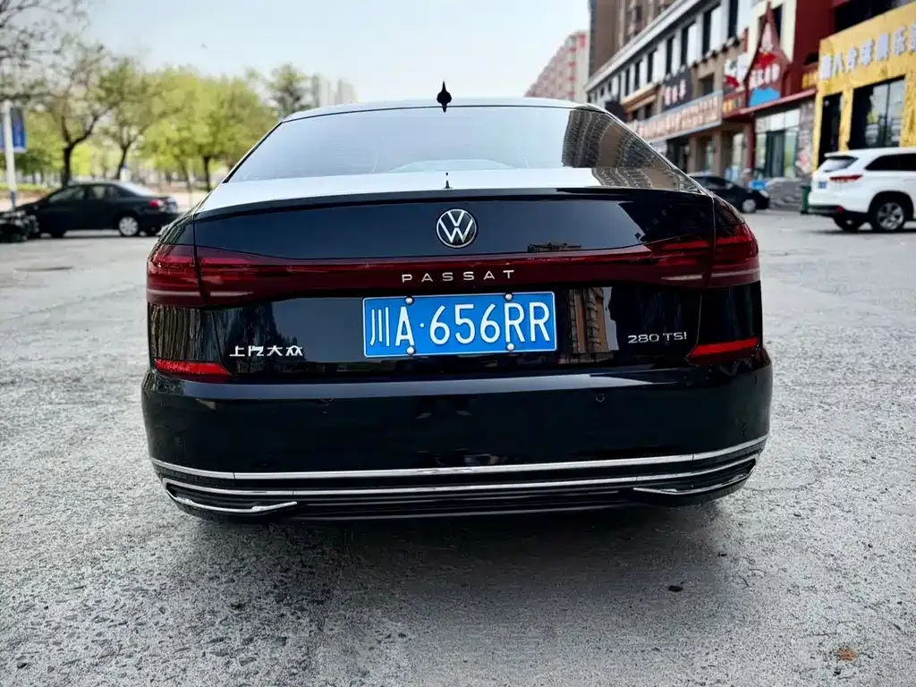 Volkswagen Passat — фото 2