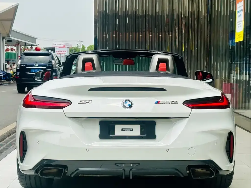 BMW Z4 — фото 7