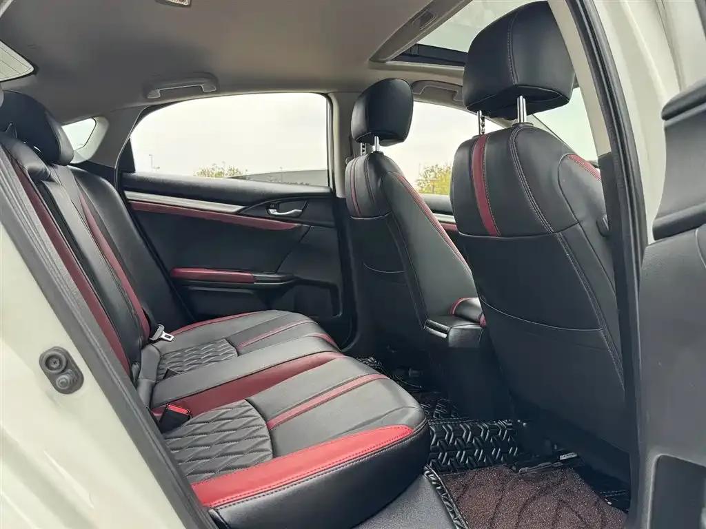Honda Civic — фото 3