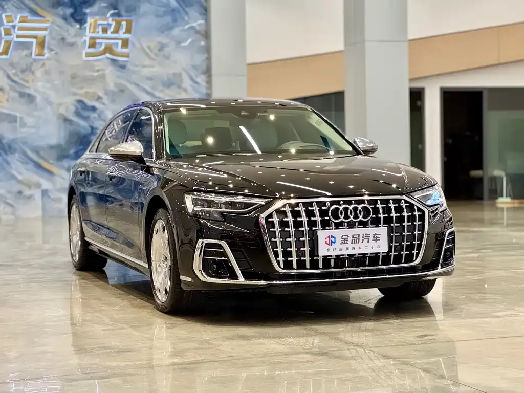 Audi A8 — фото 7
