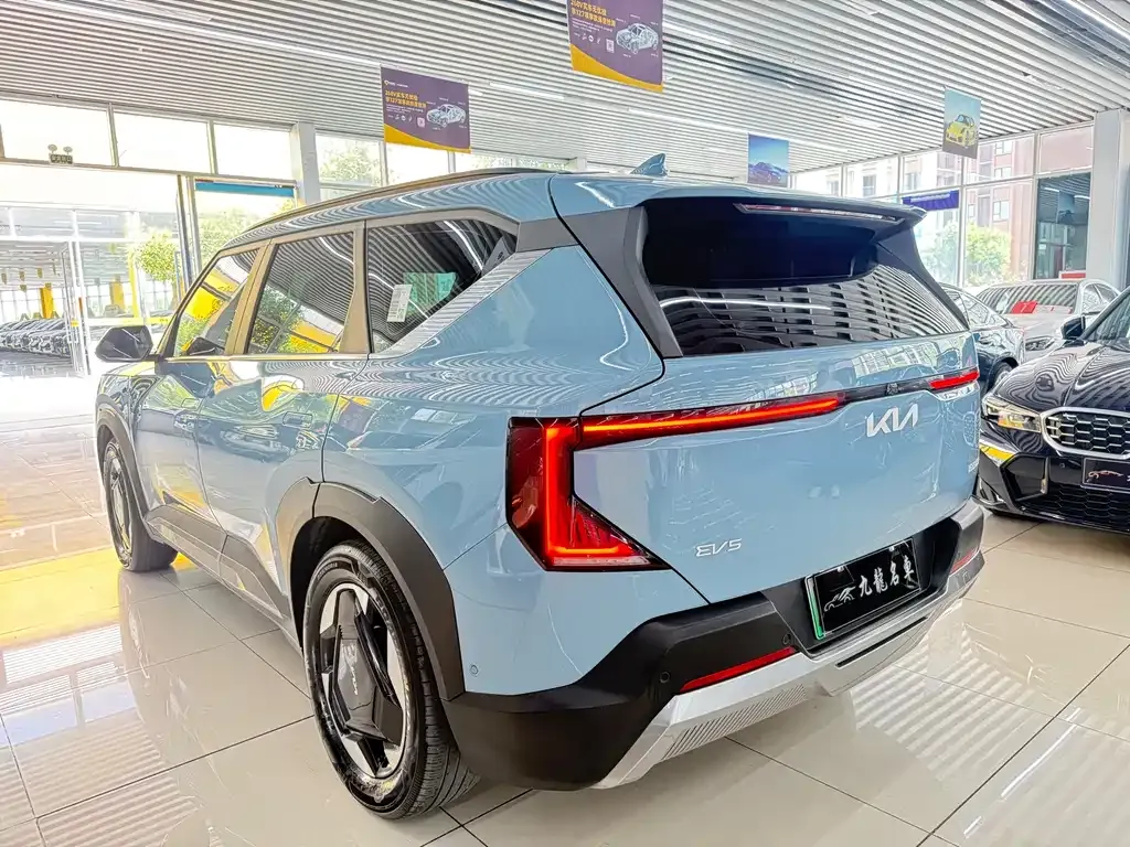 Kia EV5 2024 из CN, фото 2