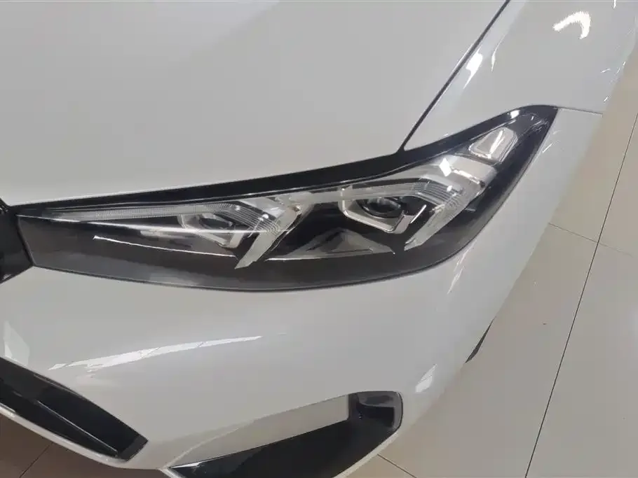 BMW 3 Series 2024 из CN, фото 9
