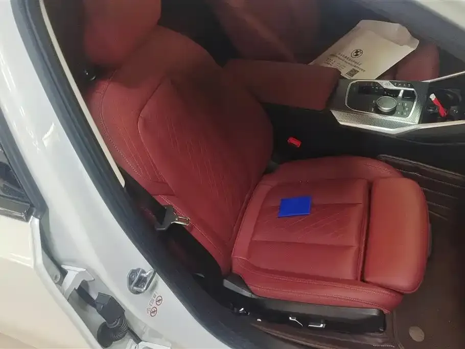 BMW 3 Series 2024 из CN, фото 6