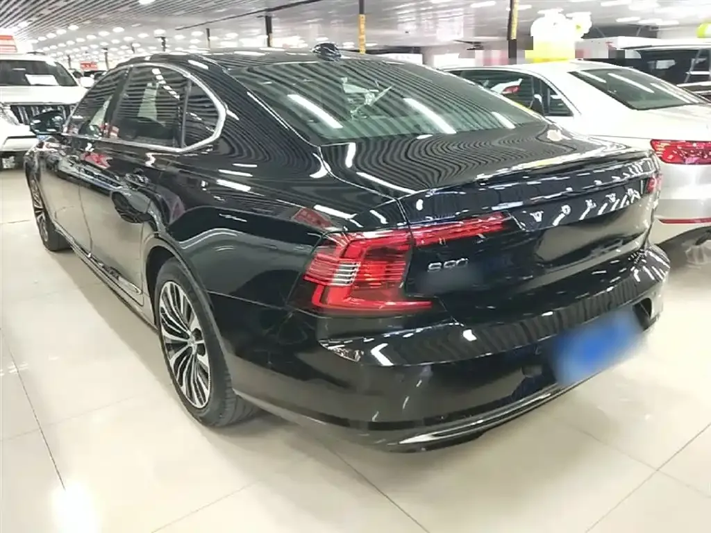 Volvo S90 — фото 9