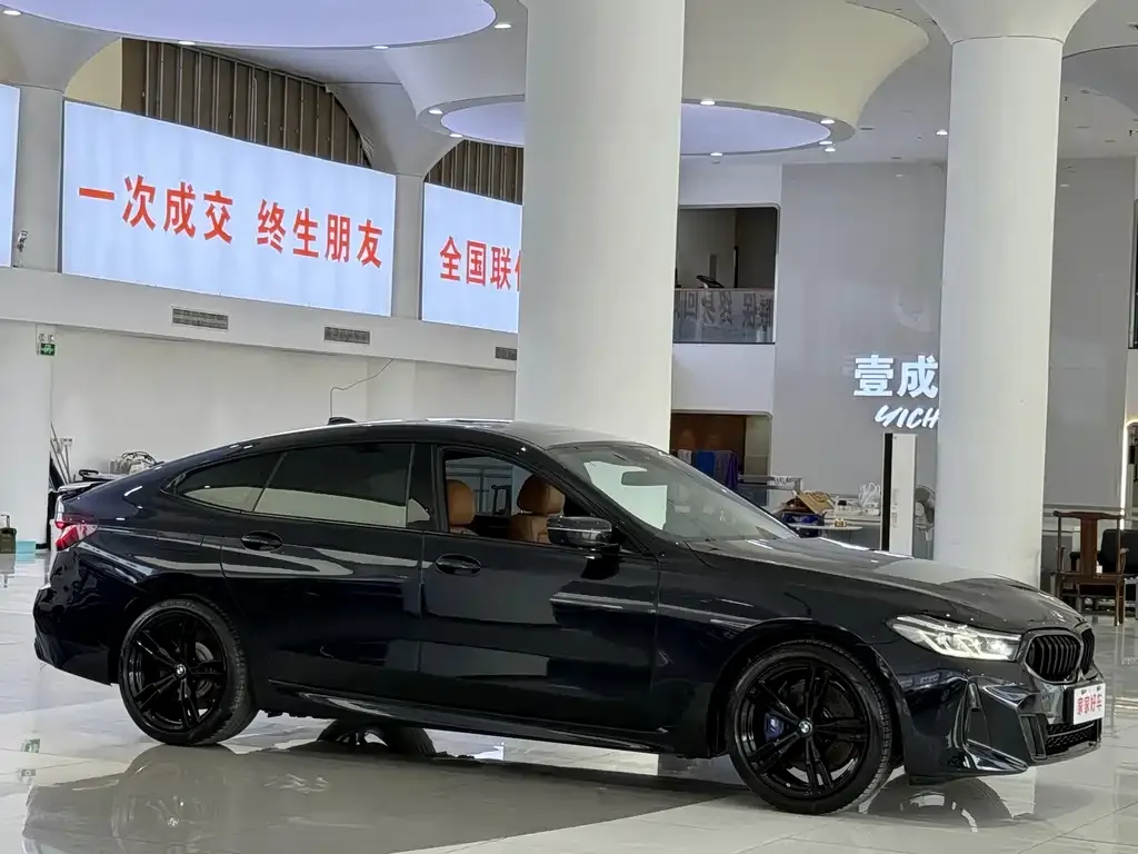 BMW 6 Series GT 2021 из CN, фото 10