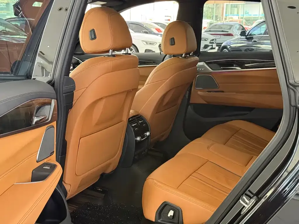BMW 6 Series GT 2021 из CN, фото 5