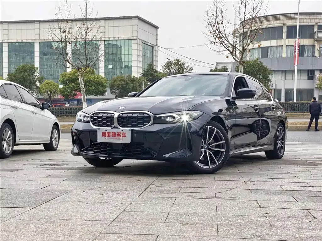 BMW 3 Series — фото 1