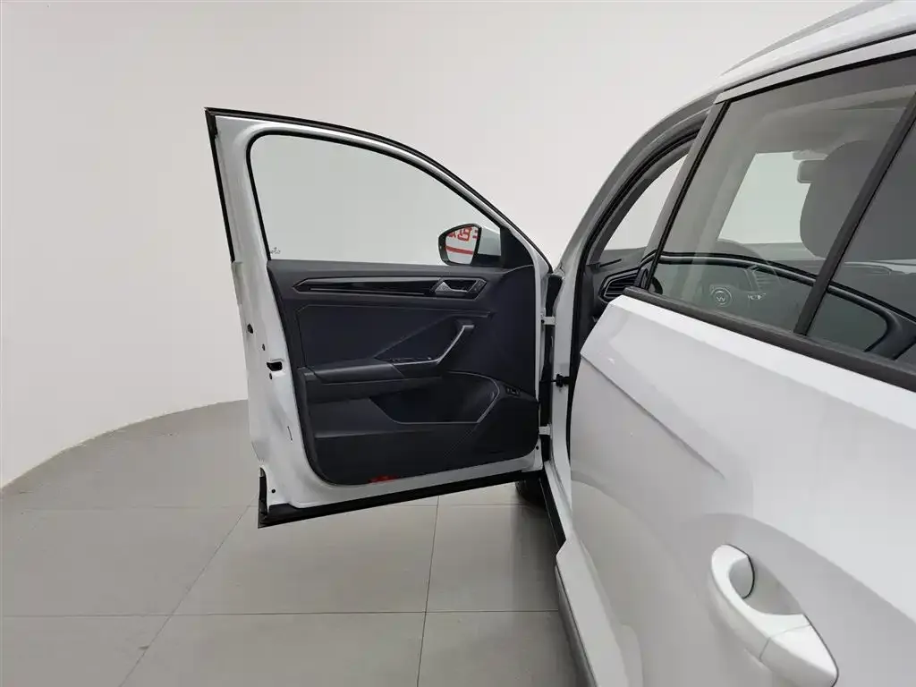 Volkswagen T-Roc 2021 из CN, фото 7