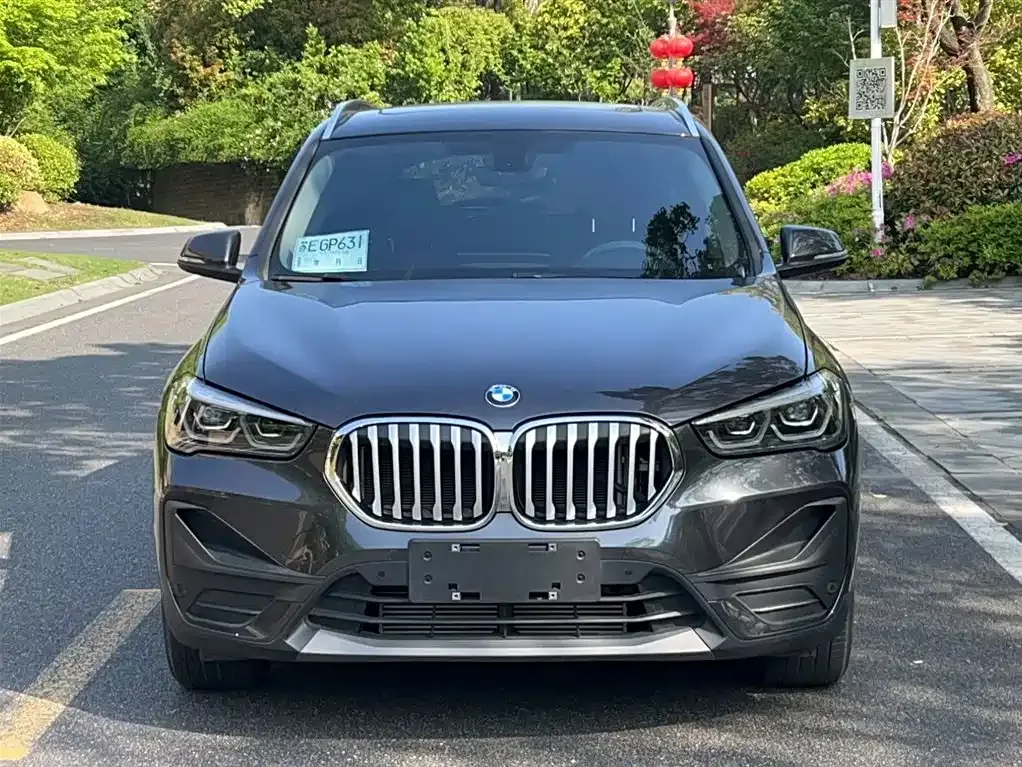 BMW X1 — фото 9