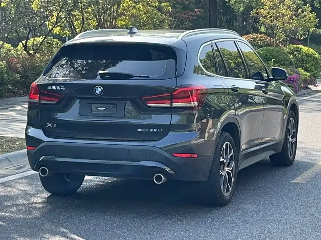 BMW X1 — фото 6
