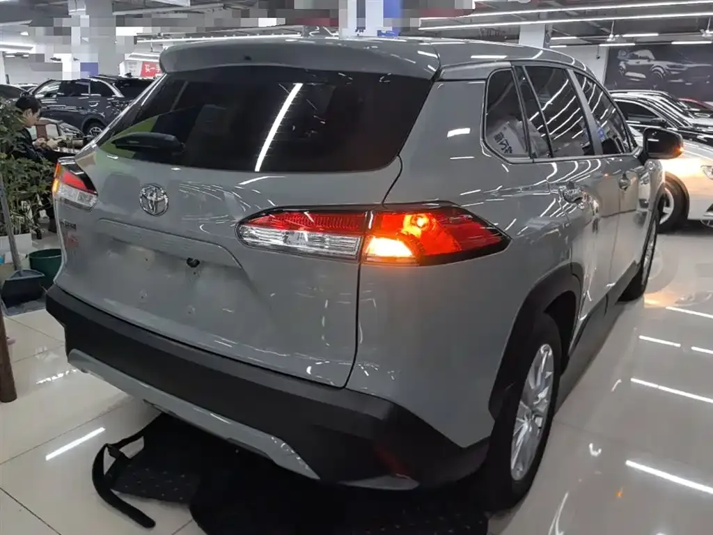 Toyota Corolla Cross — фото 3