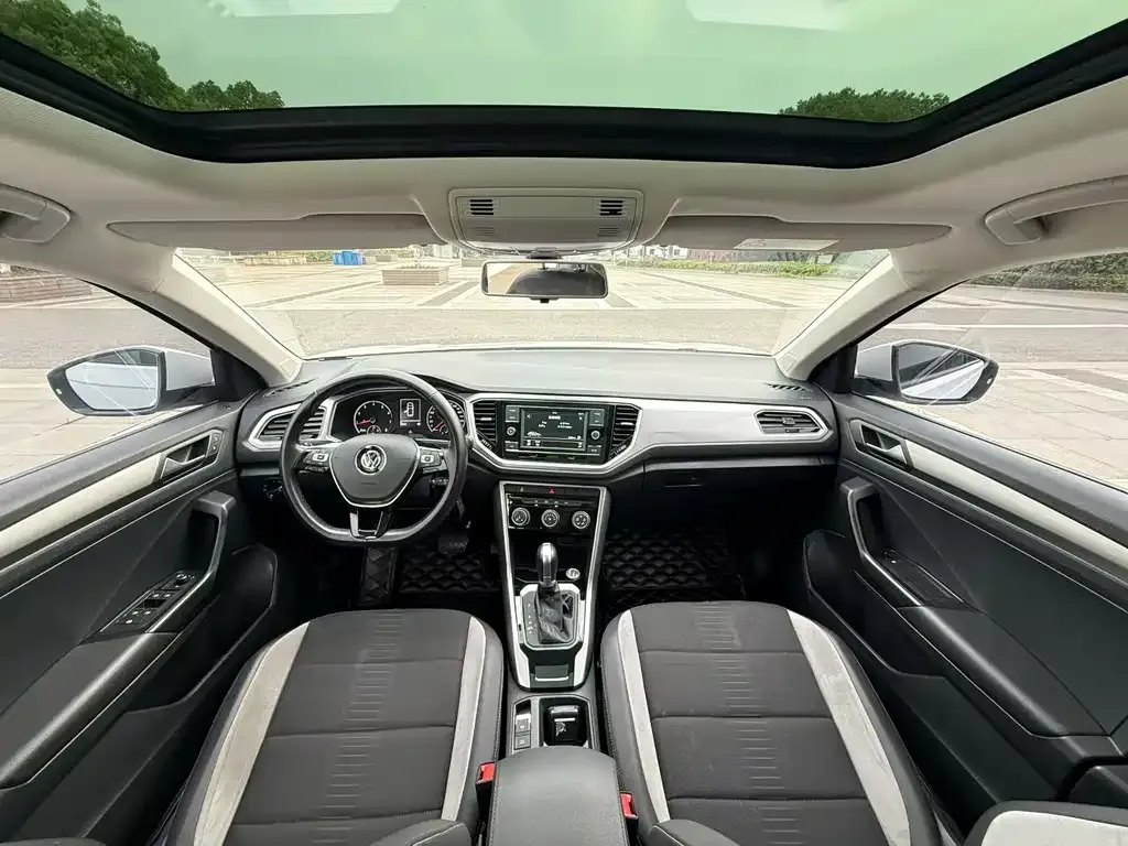 Volkswagen T-Roc 2021 из CN, фото 3