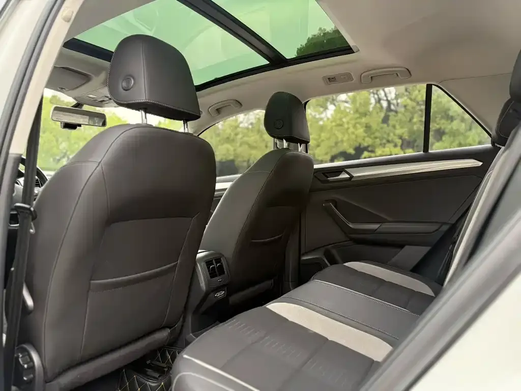 Volkswagen T-Roc 2021 из CN, фото 4