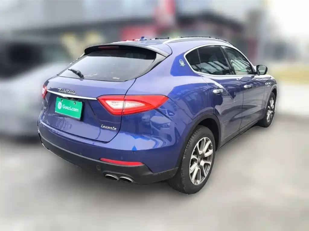 Maserati Levante — фото 4