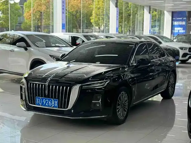 Hongqi H5 — фото 1