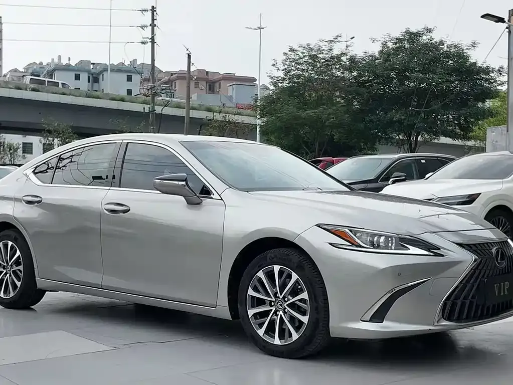 Lexus ES 2022 из CN, фото 2
